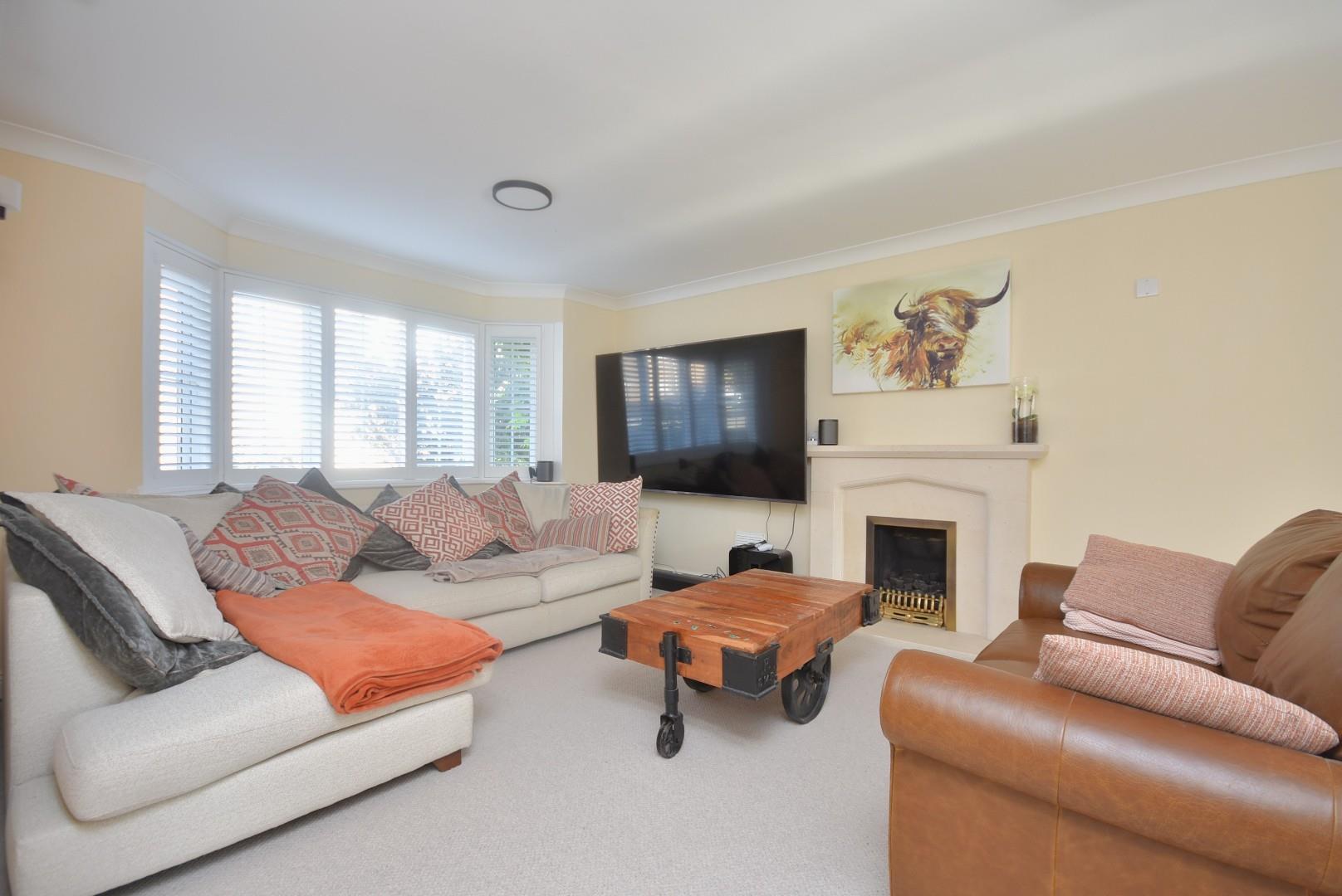 19 Heol Fioled, Barry, CF63 1HB